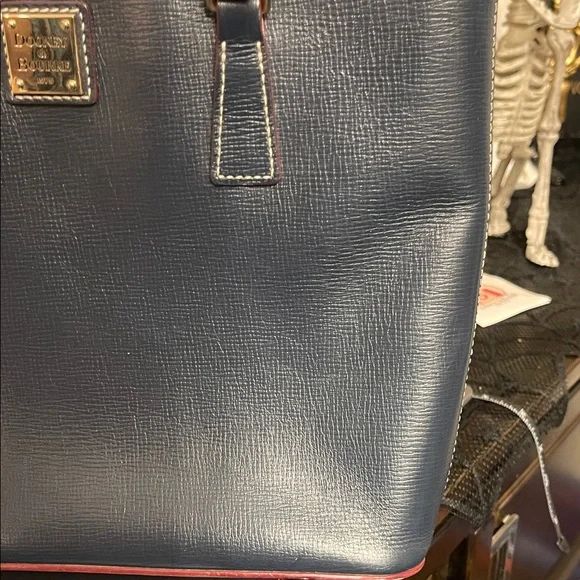 Price firm- Navy Blue Dooney & Bourke Women's Tote Bag dark blue Price Firm - Picture 4 of 13